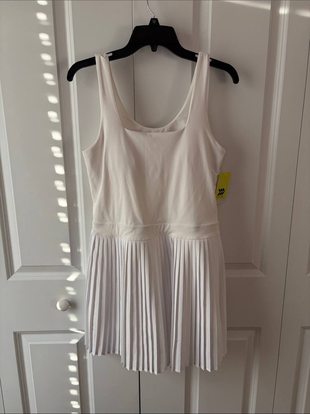all in motion White Pleated Tank Dress Size Large New Pickleball Tennis Golf